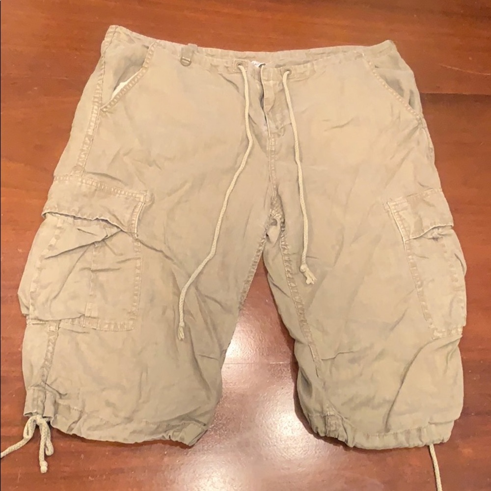 Lucky brand capris size 14/32